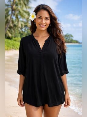 Ava Sky short sleeve high low blouse Medium black